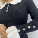 maglia in costina elasticizzata con colletto trick